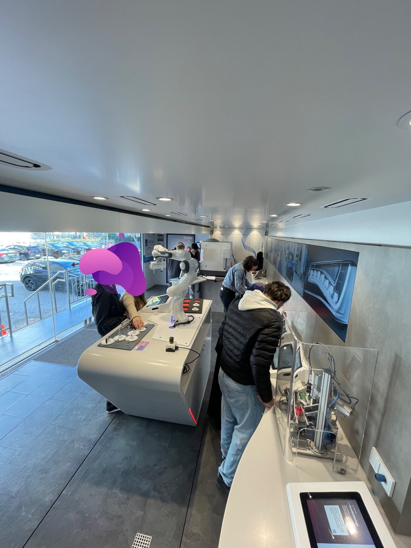 Besuch des M+E InfoTrucks – Technik…